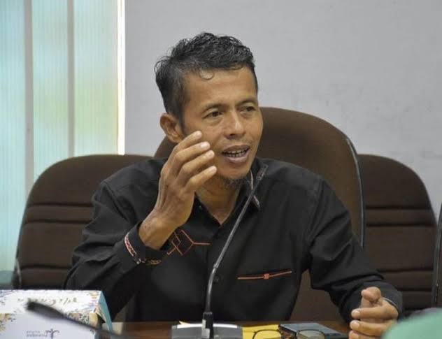 Ketua Komisi IV DPRD Kota Pekanbaru, Rois (foto/int)